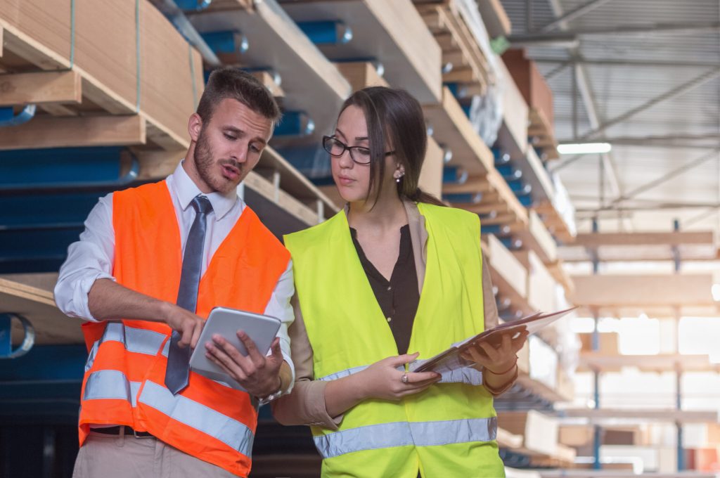 Inspection,At,Commercial,Transport,Dock